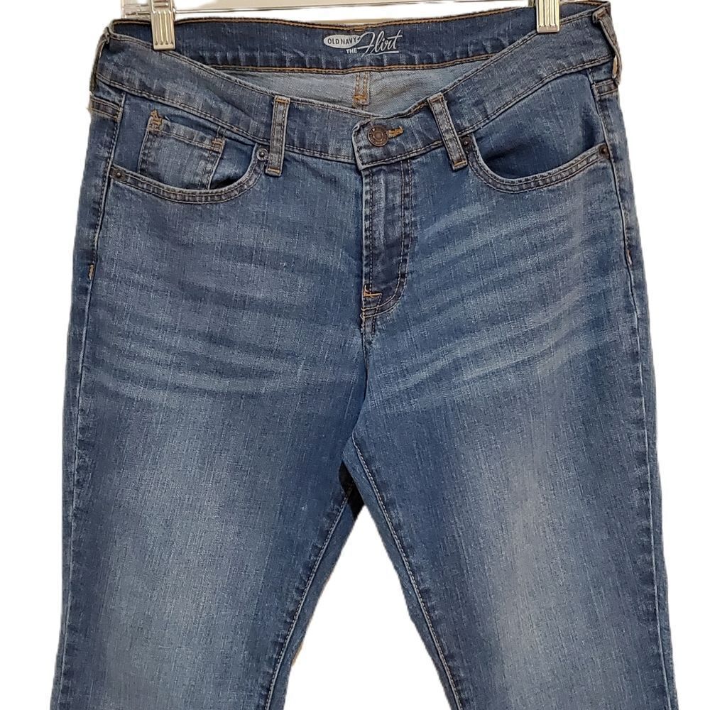 Old Navy The Flirt Medium Wash Faded Jeans Women's Size 10 Short - Picture 3 of 6